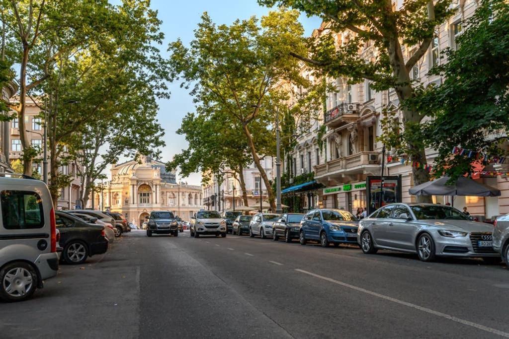Три Квартала От Оперного-Тихий Лофт-Новый Апарт Odessa Luaran gambar